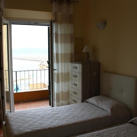 דירות פורטו סנטו סטפנו Casa La Marinella מראה חיצוני תמונה